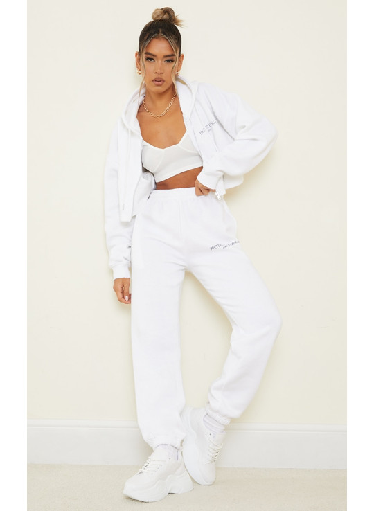 PrettyLittlething White Copyright Slagan Zip через врожай