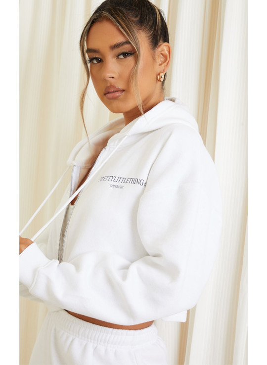 PrettyLittlething White Copyright Slagan Zip через врожай