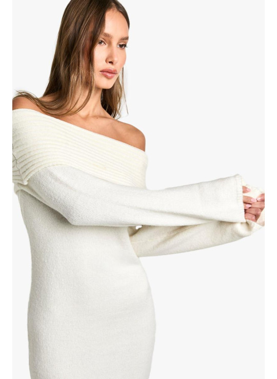 М'яка в'язана сукня-джемпер преміум-класу з великим вирізом у рубчик