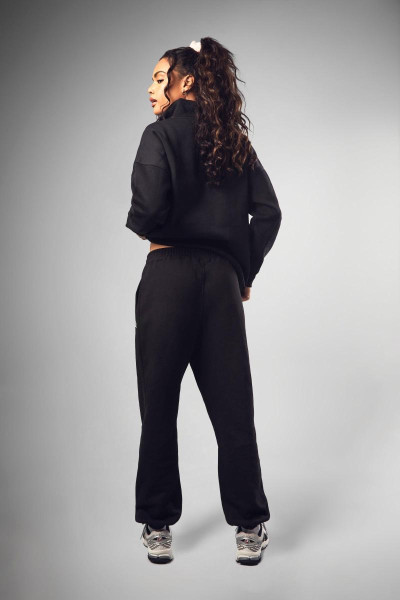 Великий джоггер Black Dsgn Studio Applique