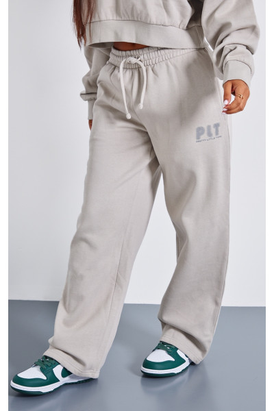 Маленький преміум -камінь, надруковані прямими ногами